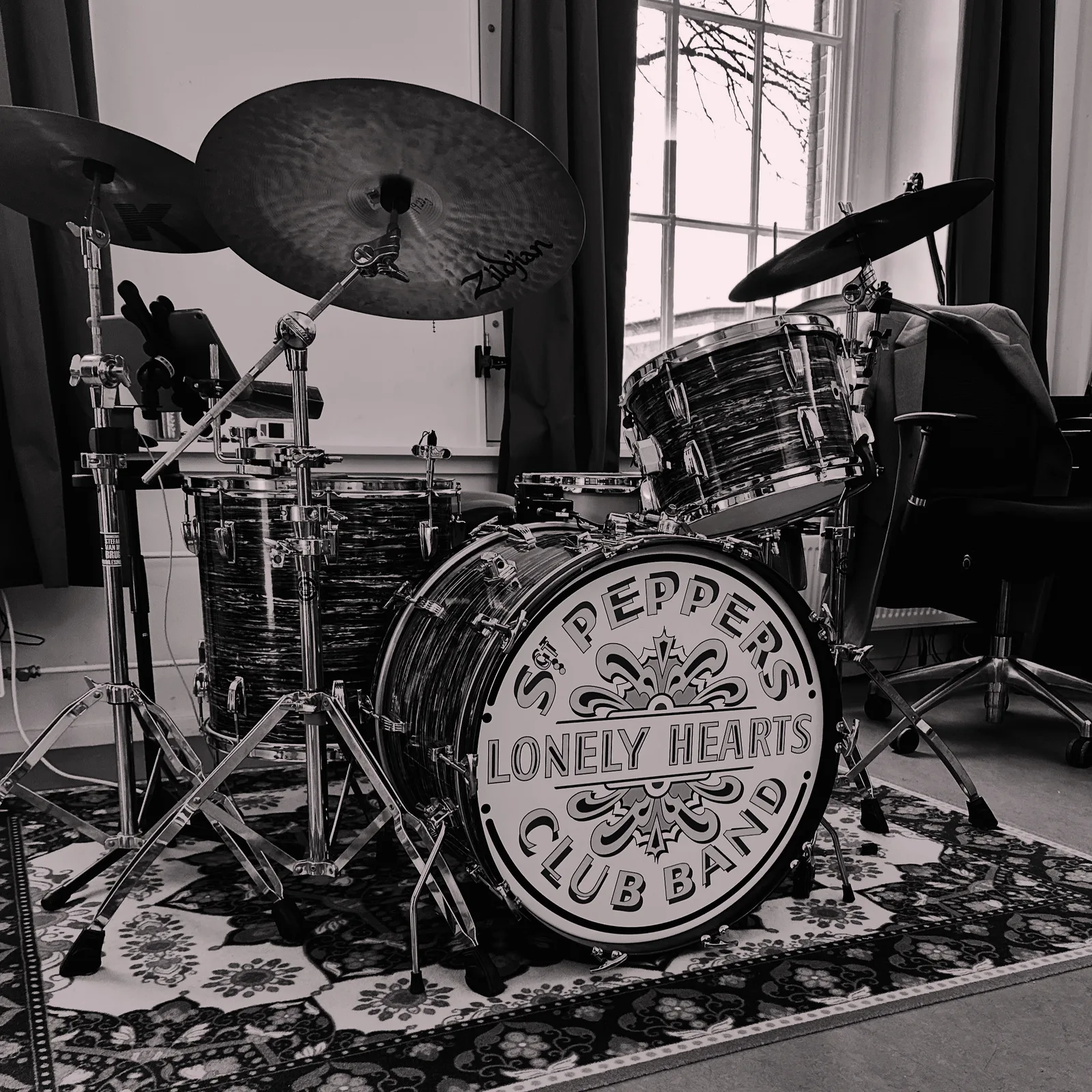 Ludwig Super Classic Black Oyster Pearl from the sixties with Sgt. Pepper's front head in The Drum Vault, The Hague